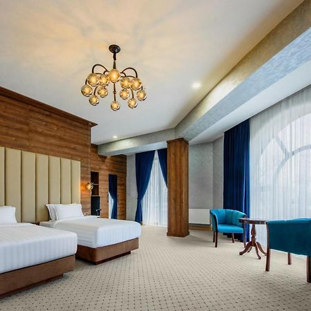 Corner Hotel Taşkent Dış mekan fotoğraf