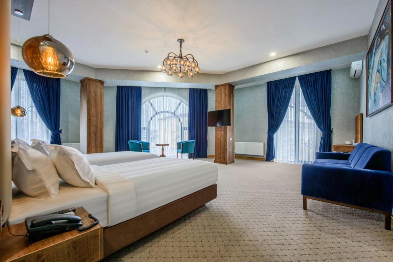 Corner Hotel Taşkent Dış mekan fotoğraf