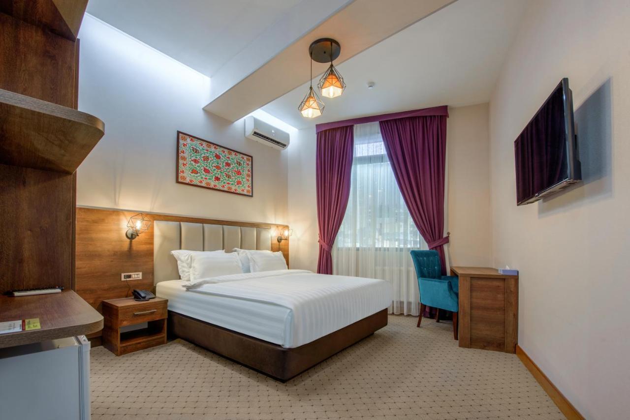 Corner Hotel Taşkent Dış mekan fotoğraf
